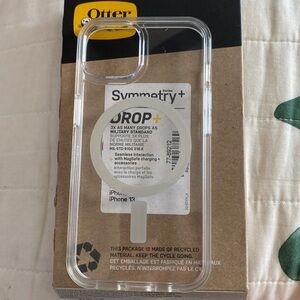 NWT Otter box iPhone 14 iPhone 13 clear case